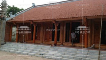 https://nhagoanphu.com/image/cache/catalog/mau-nha-go/nha-go-co-truyen/NGCT-27/ngam-nhin-can-nha-go-co-truyen-hon-4-ty-tai-phu-loc-dak-lak-1-850x850.jpg